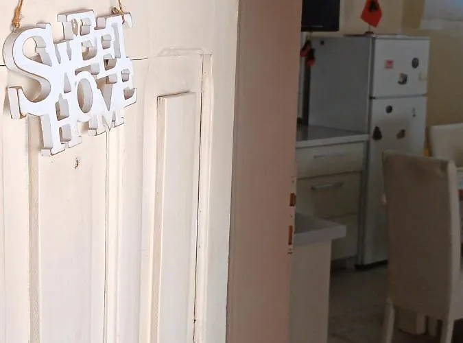 度假居 Sermi's House *